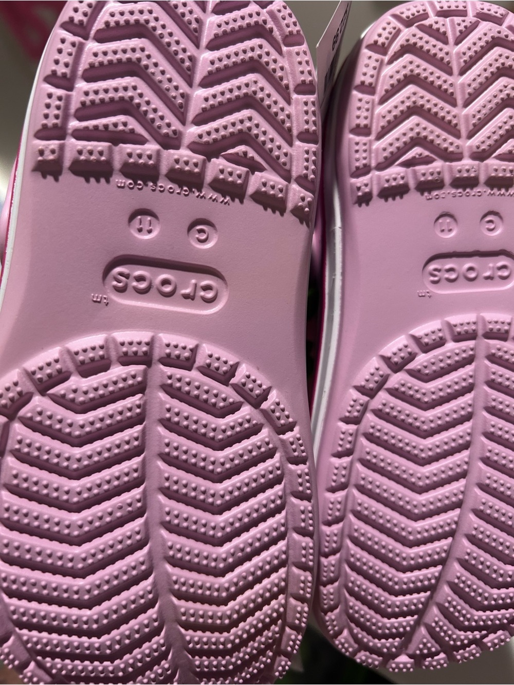 Crocs Kids Classic Clog - Pink Girls size 11 - Picture 2 of 2
